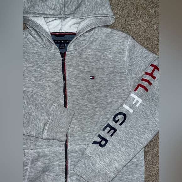 Youth Tommy Hilfiger Hoodie - Picture 2 of 3